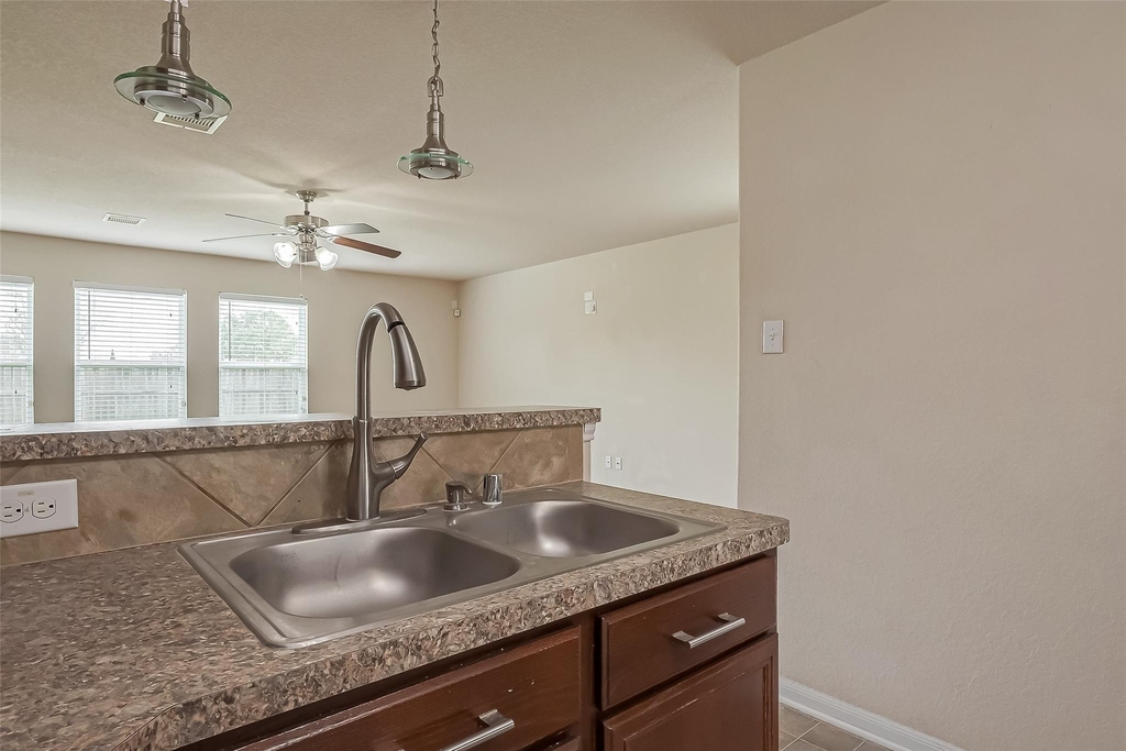 13510 Dahlia Green Way - Photo 11