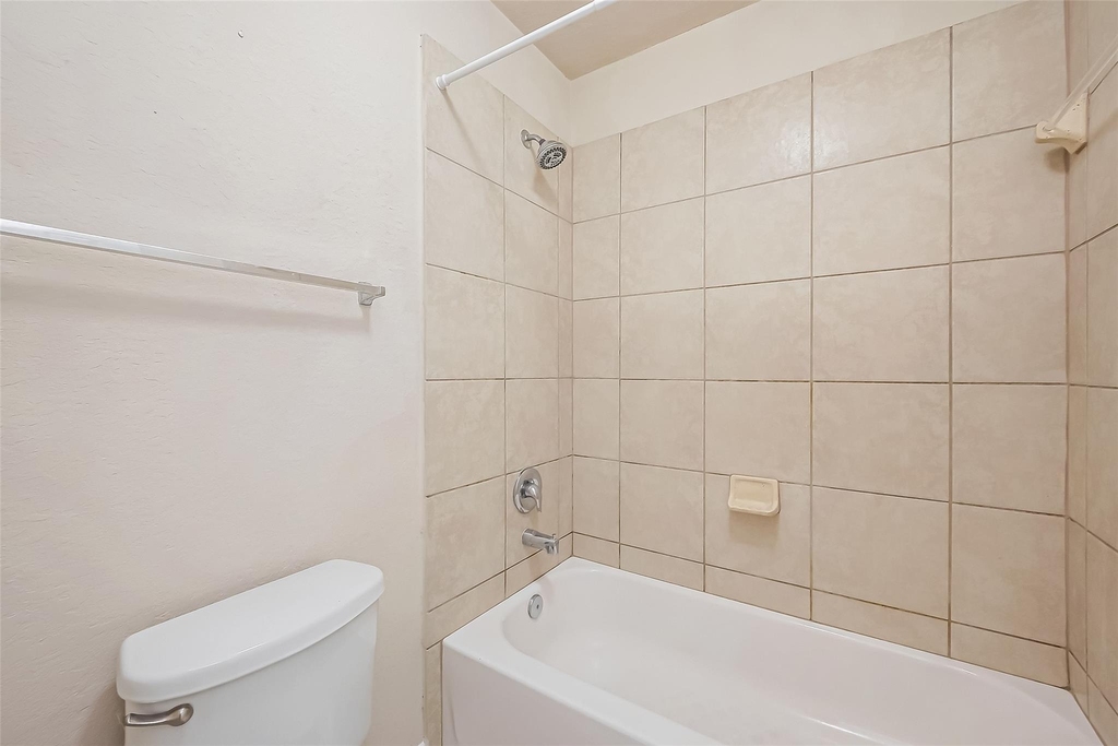 13510 Dahlia Green Way - Photo 32