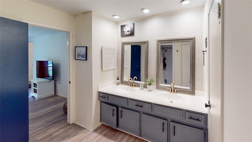 3819 Brook Shadow Drive - Photo 15