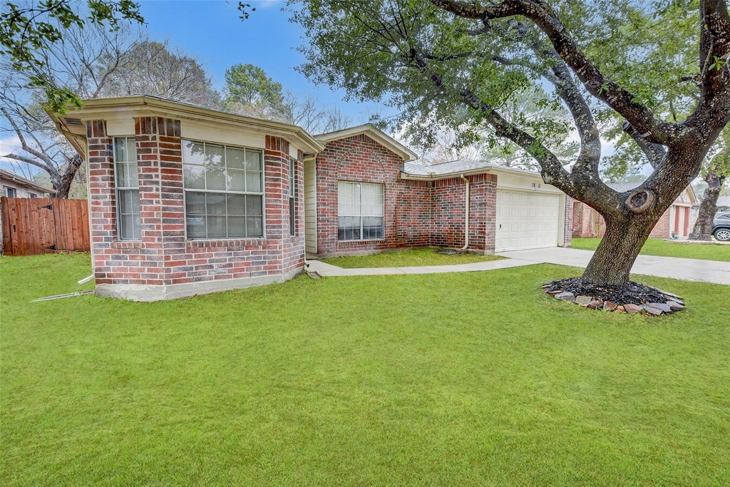 7815 Barnhill Drive - Photo 2