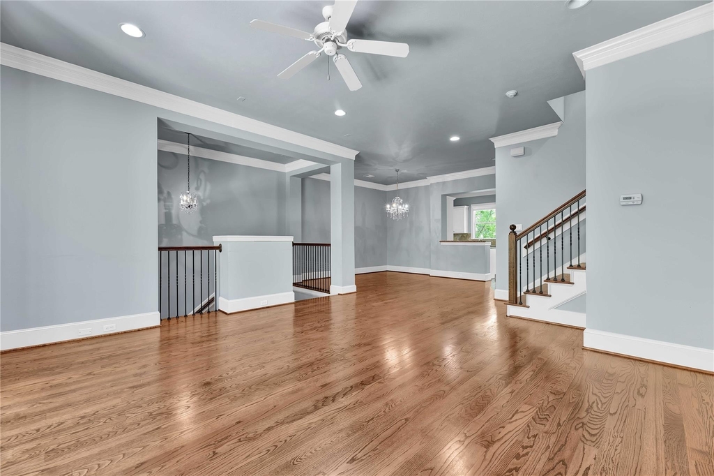 4631 Regent Manor Drive - Photo 7