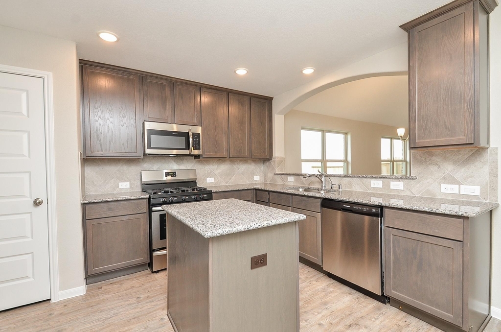 3931 Moreland Branch Lane - Photo 8