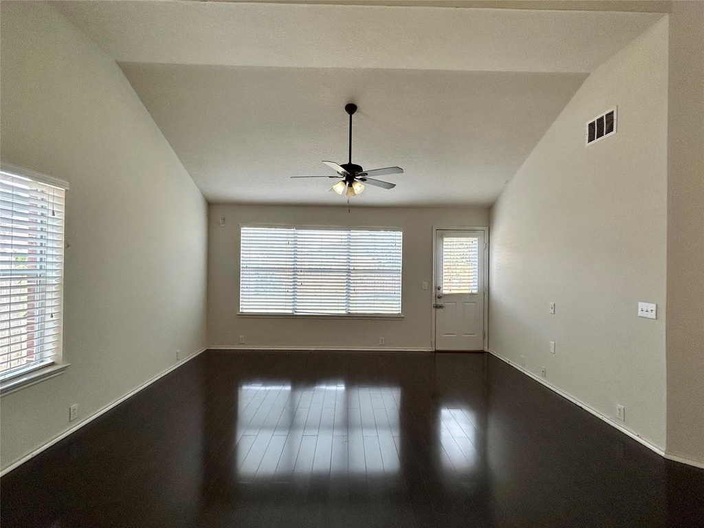 10623 Sugar Trace Drive - Photo 18