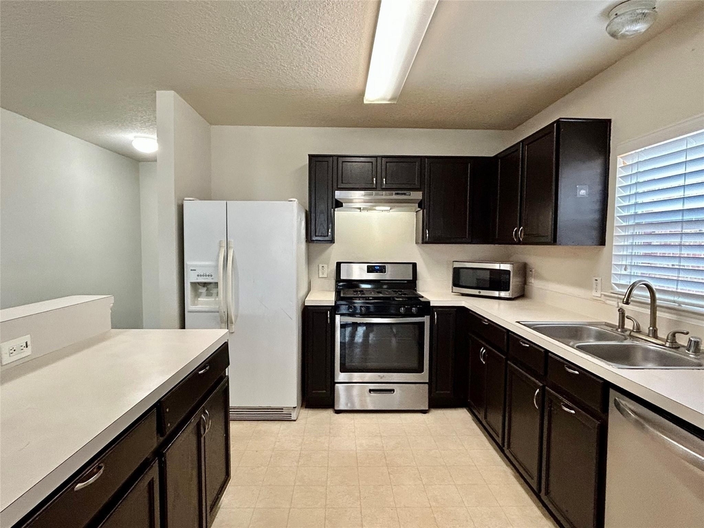 10623 Sugar Trace Drive - Photo 7