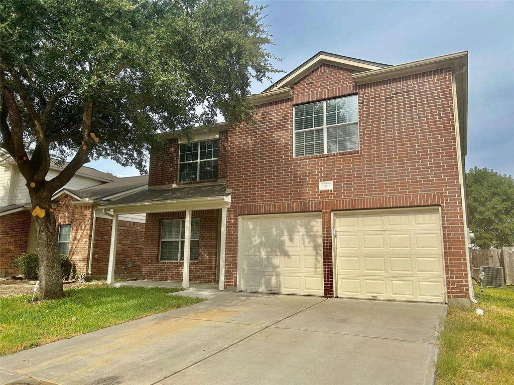 10623 Sugar Trace Drive - Photo 1