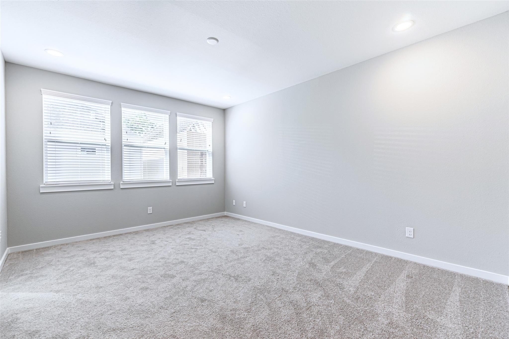 8423 Berry Brush Lane - Photo 19