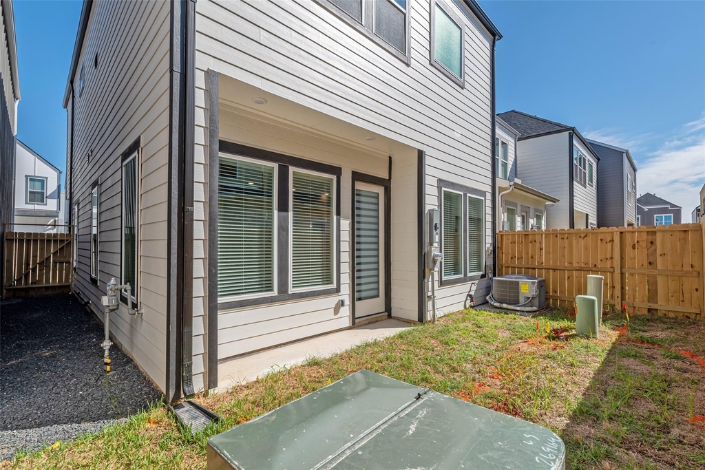 8423 Berry Brush Lane - Photo 28