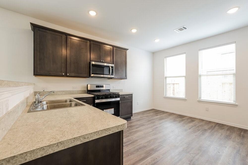 16626 Spirit Street - Photo 3