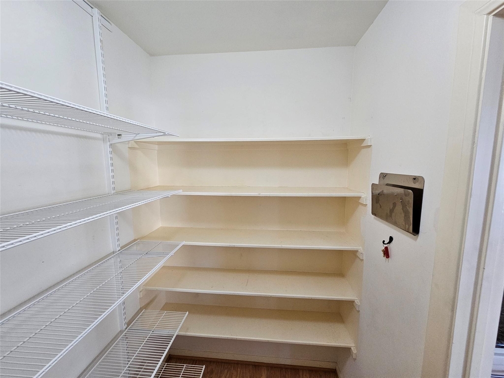 1271 W 17th Street - Photo 29