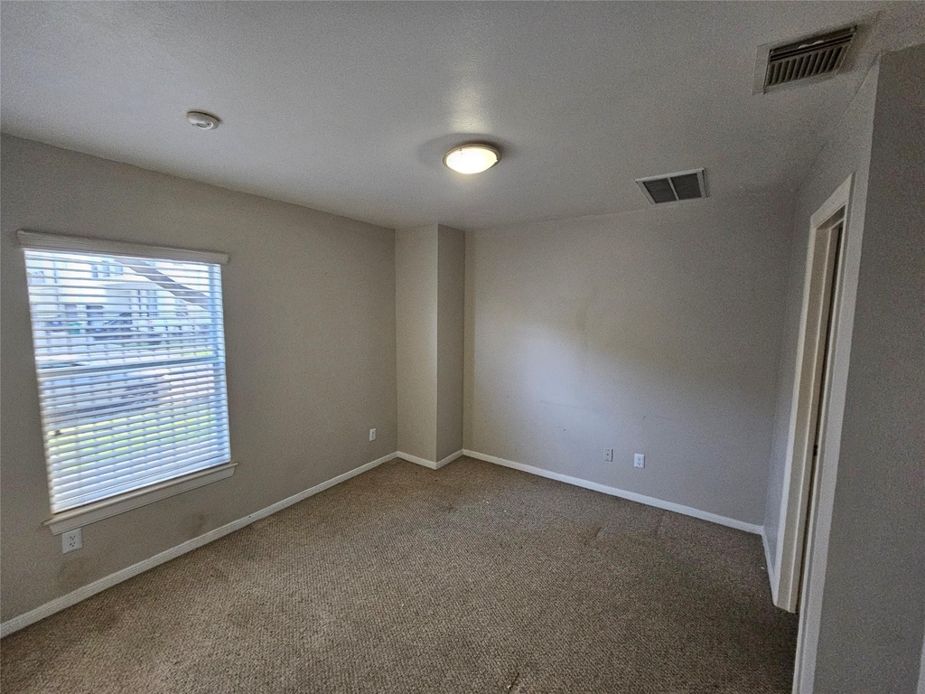 1271 W 17th Street - Photo 33
