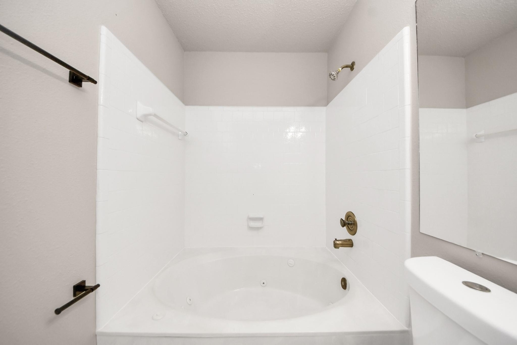 2910 Grants Lake Boulevard - Photo 21