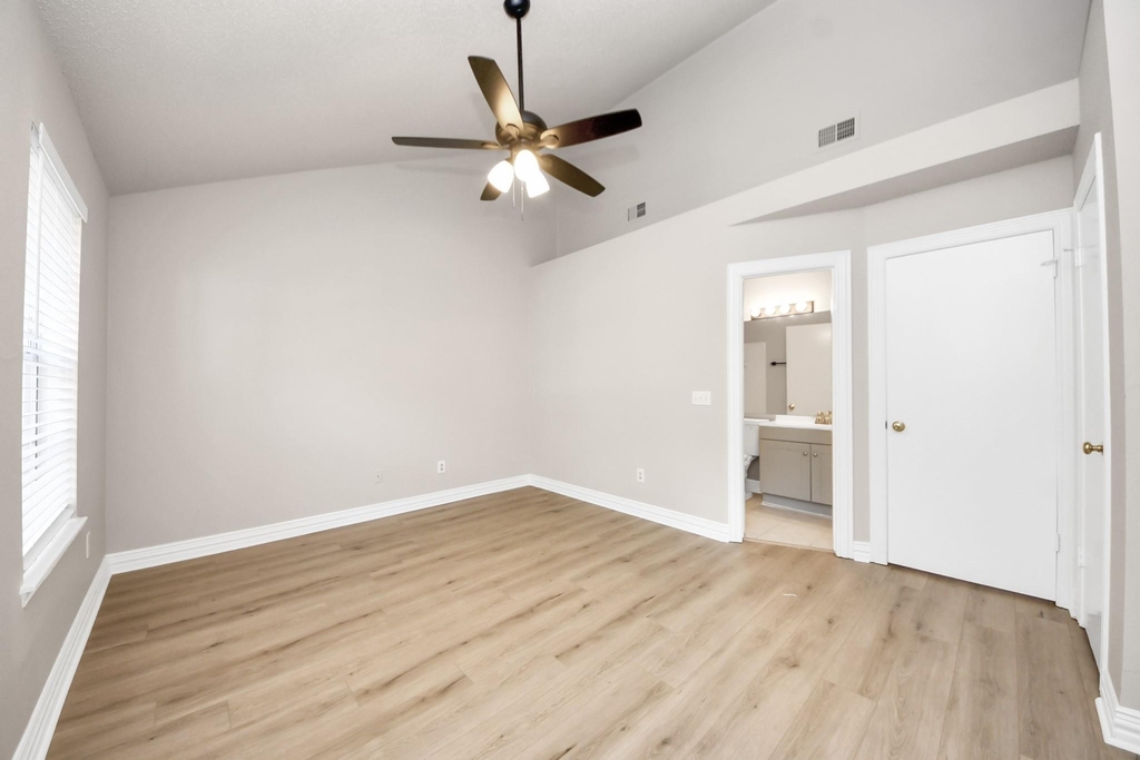 2910 Grants Lake Boulevard - Photo 18
