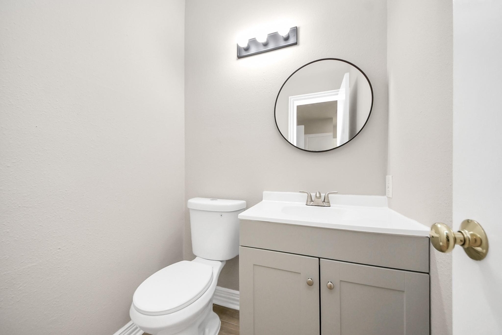 2910 Grants Lake Boulevard - Photo 7