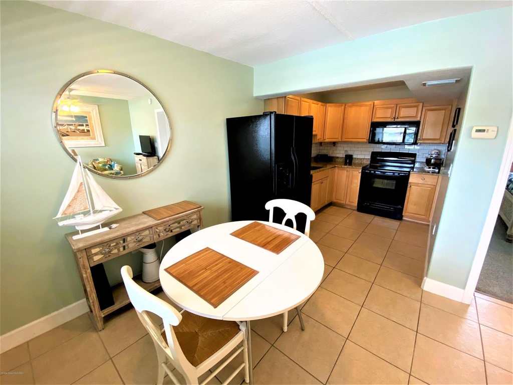 204 Adams Avenue - Photo 5