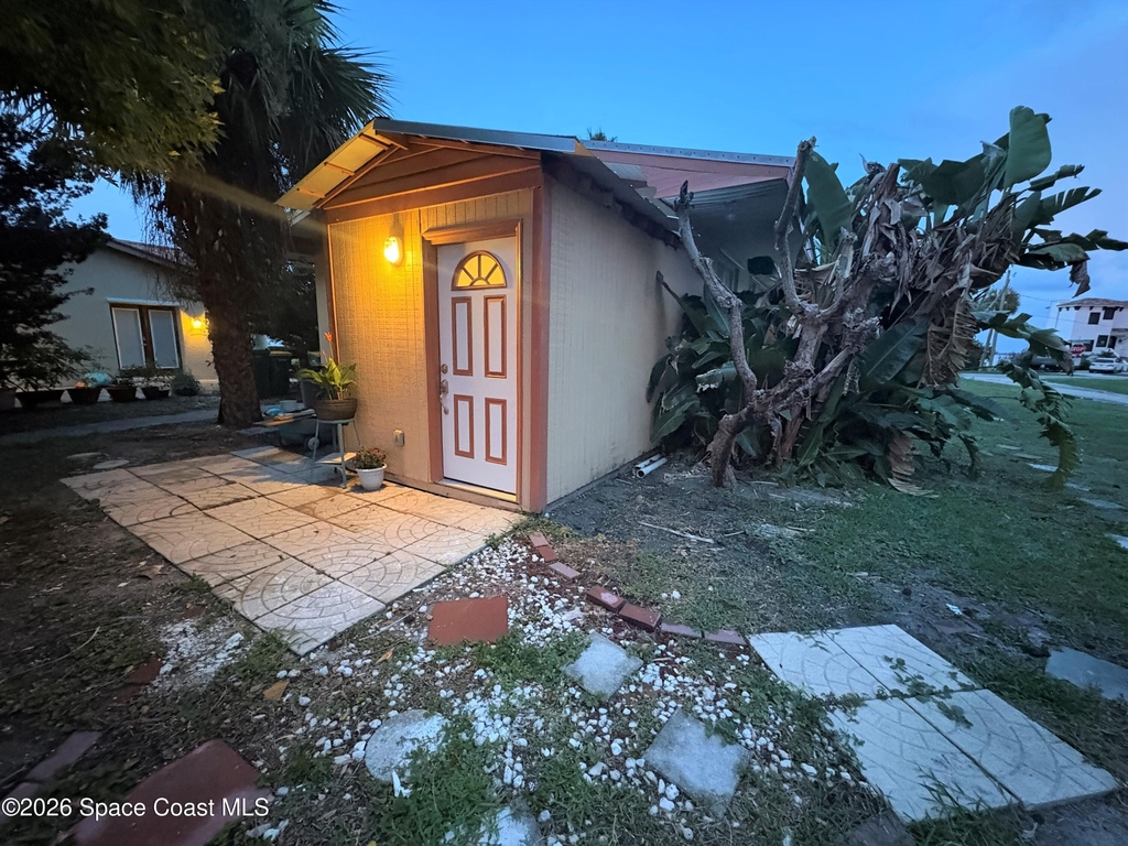 2910 Riverview Drive - Photo 2