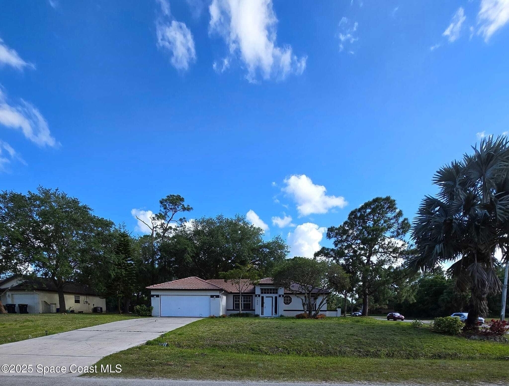 400 Koutnik Road Se - Photo 1