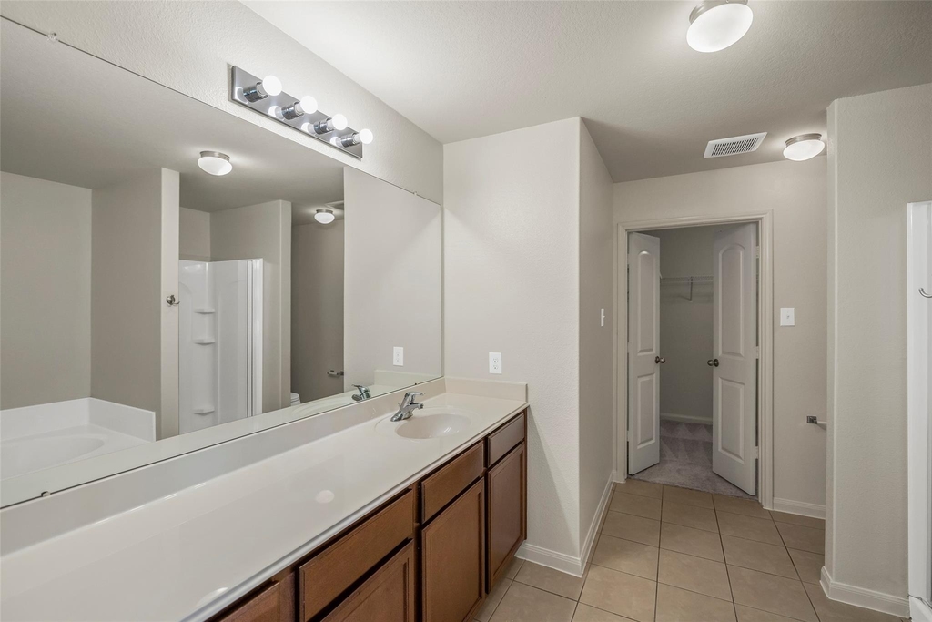 20803 Bastion Settle Drive - Photo 16