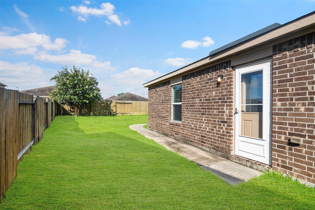 20803 Bastion Settle Drive - Photo 24