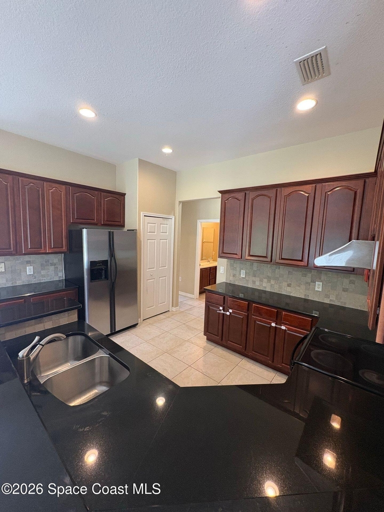 3185 Soft Breeze Circle - Photo 8