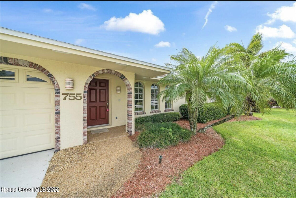 755 Verbenia Drive - Photo 3