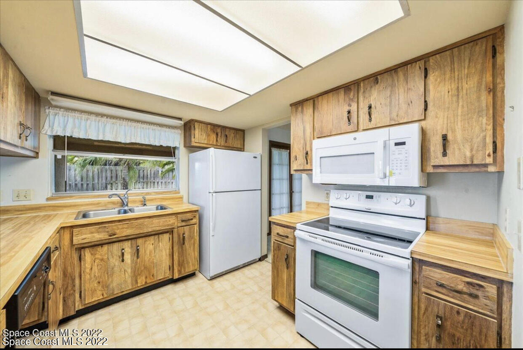 755 Verbenia Drive - Photo 12
