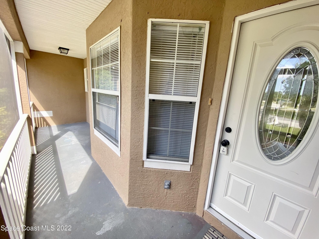 2435 Palisades Drive Se - Photo 2