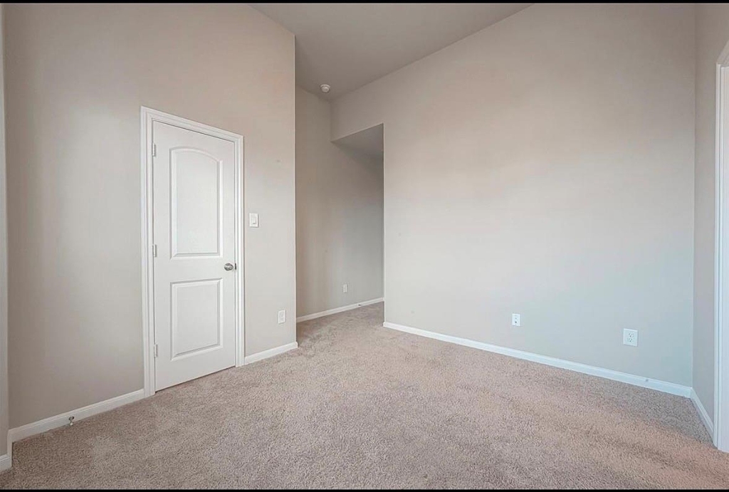 8700 Laurel Crest Drive - Photo 21