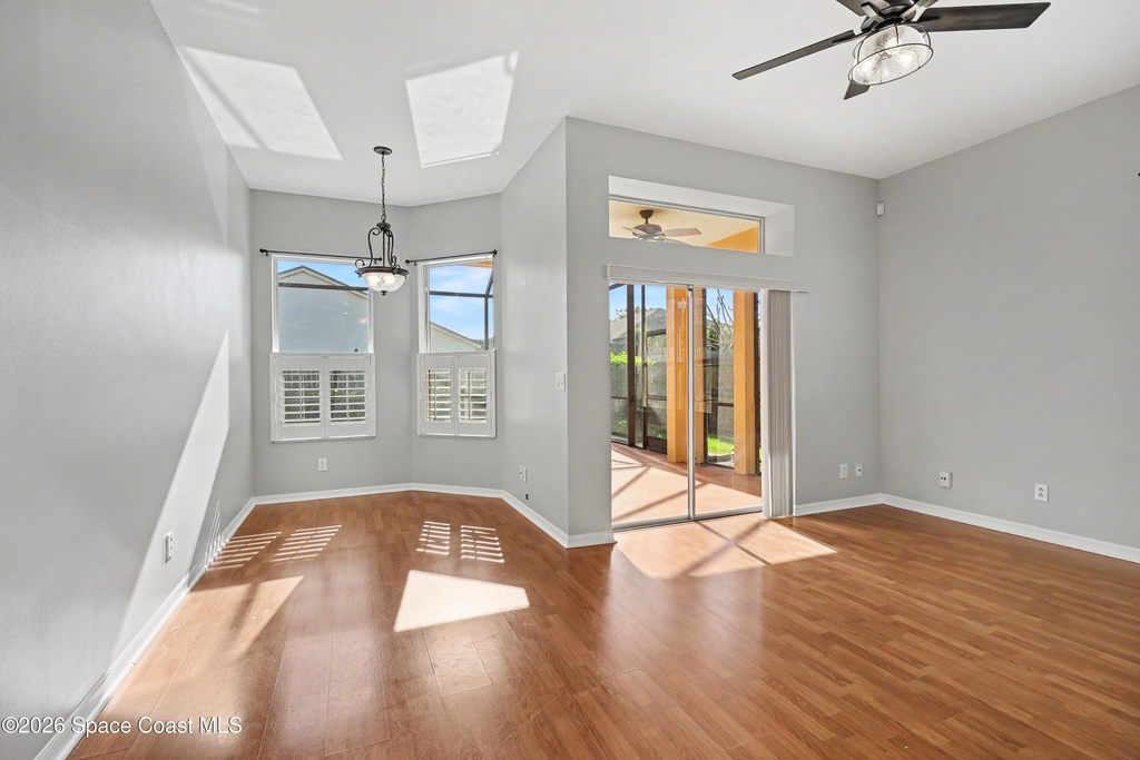 8056 Bracken Lane - Photo 6