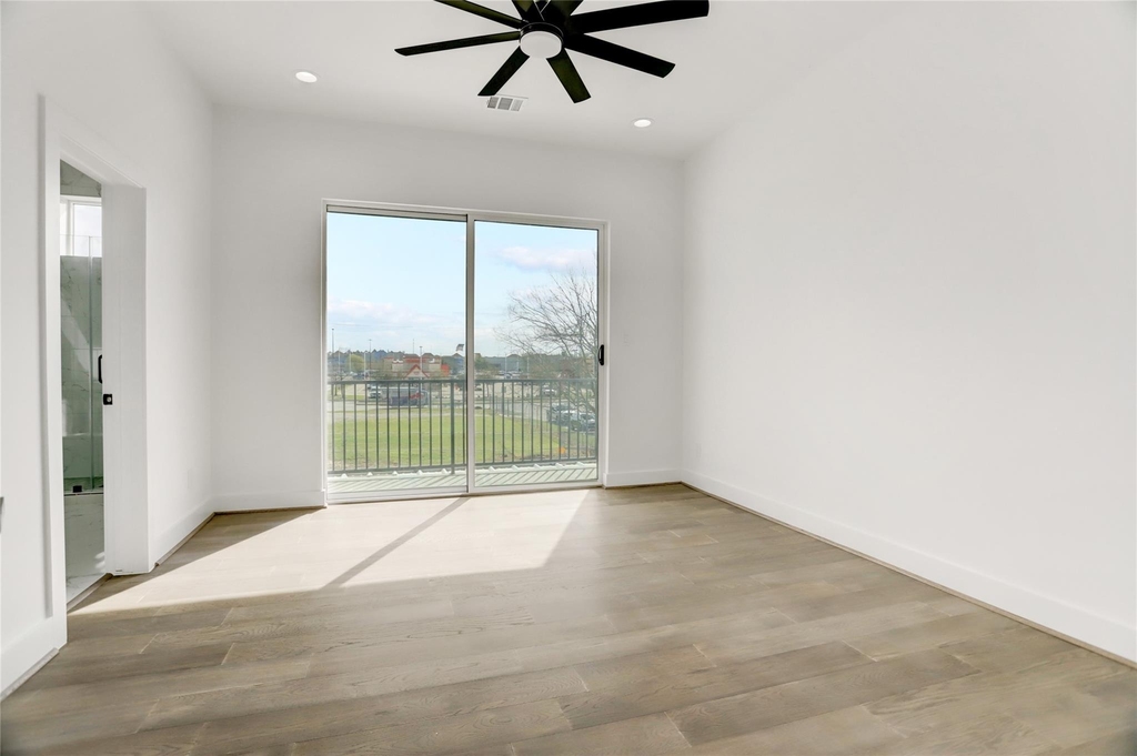 6816 Hartland Avenue - Photo 29