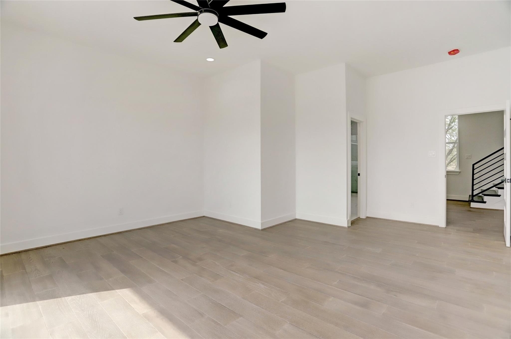 6816 Hartland Avenue - Photo 21