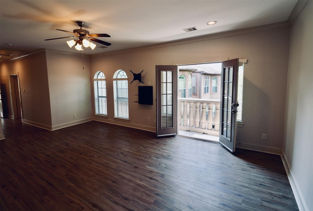 4020 Childress Street - Photo 4