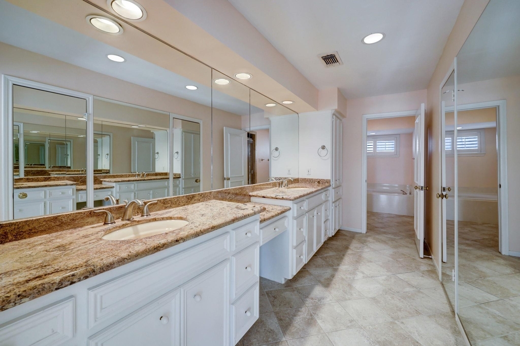2313 Nantucket Drive - Photo 12