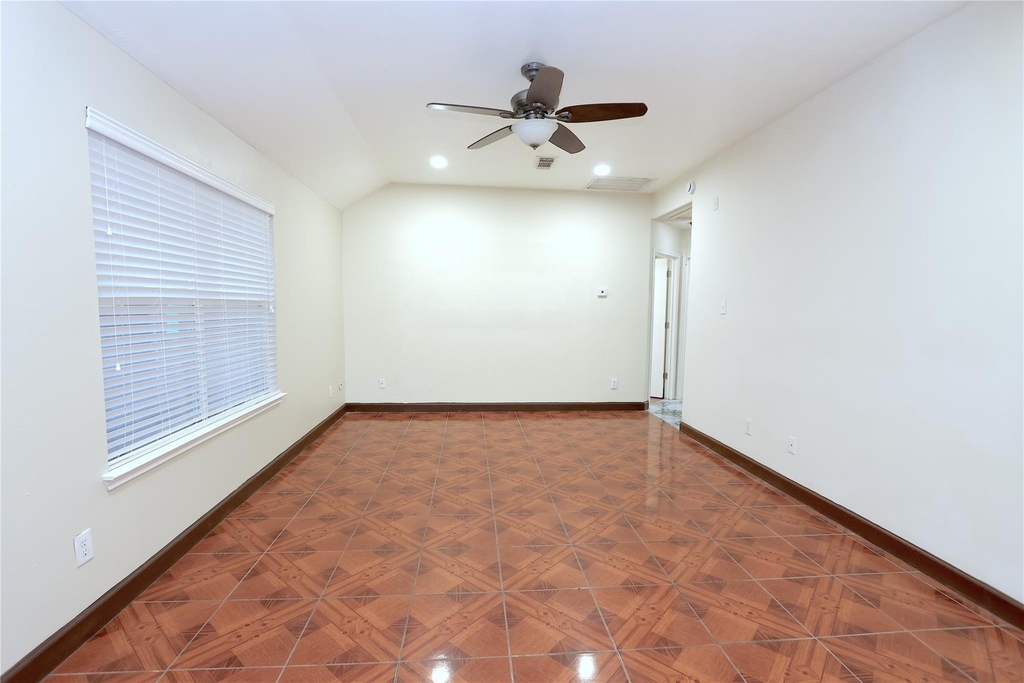 4823 Canyon Blanco Drive - Photo 2