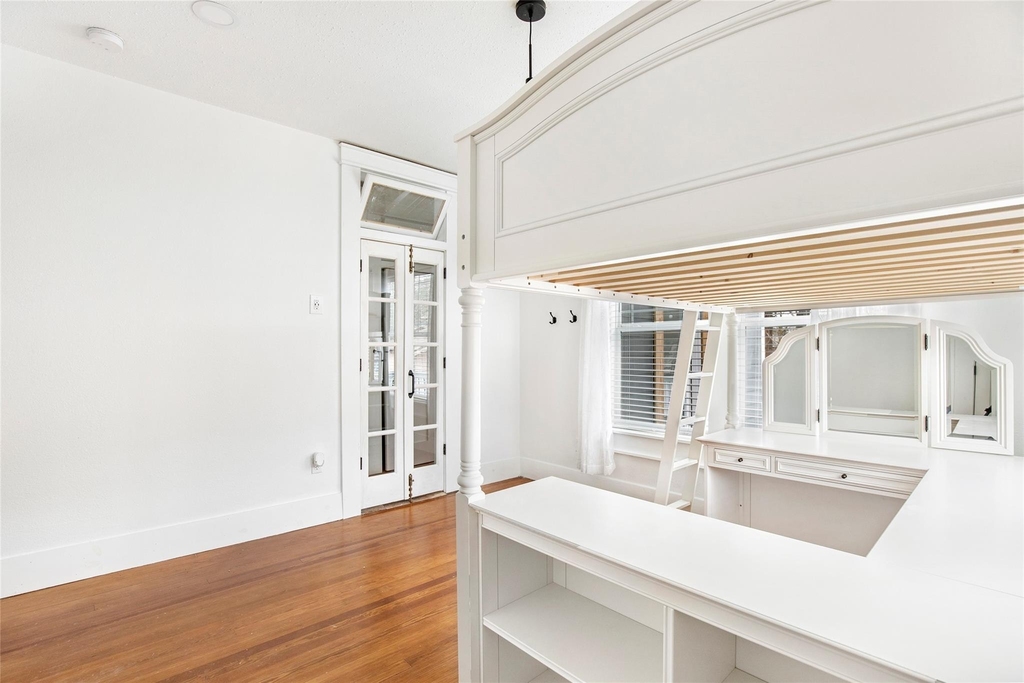 4731 Woodside Street - Photo 29