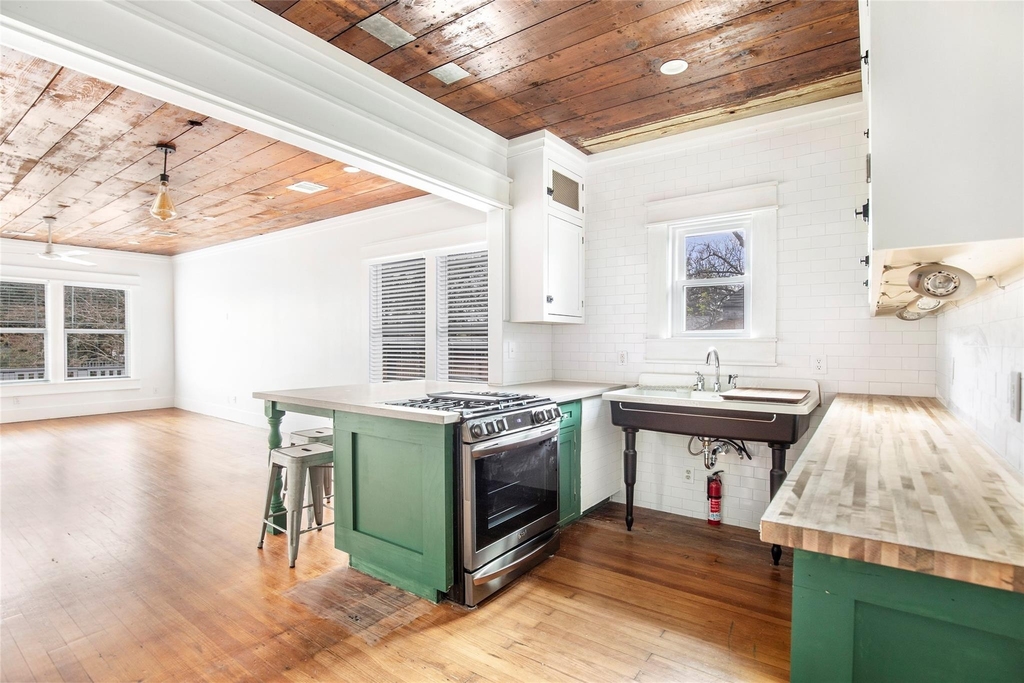 4731 Woodside Street - Photo 20