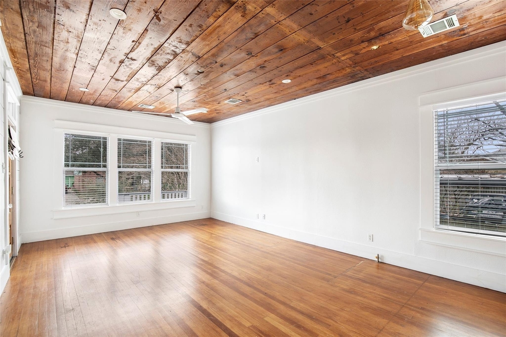 4731 Woodside Street - Photo 17