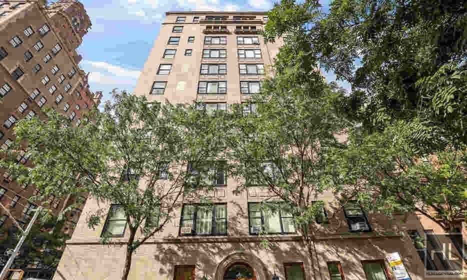 East 80th Street - Photo 9