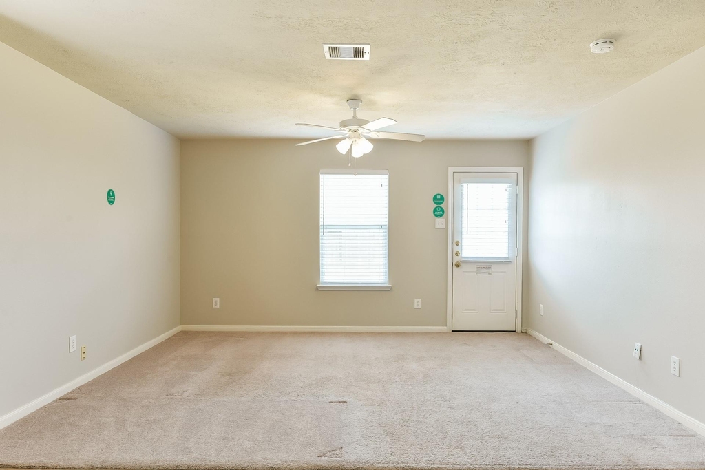 13118 Kingston Point Lane - Photo 1