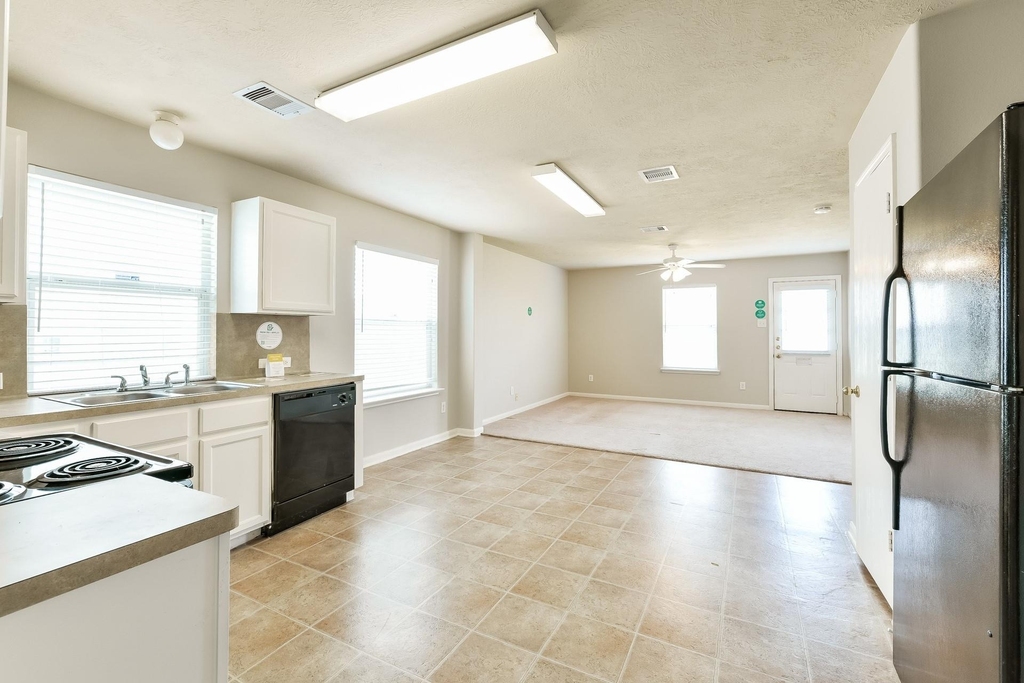 13118 Kingston Point Lane - Photo 5