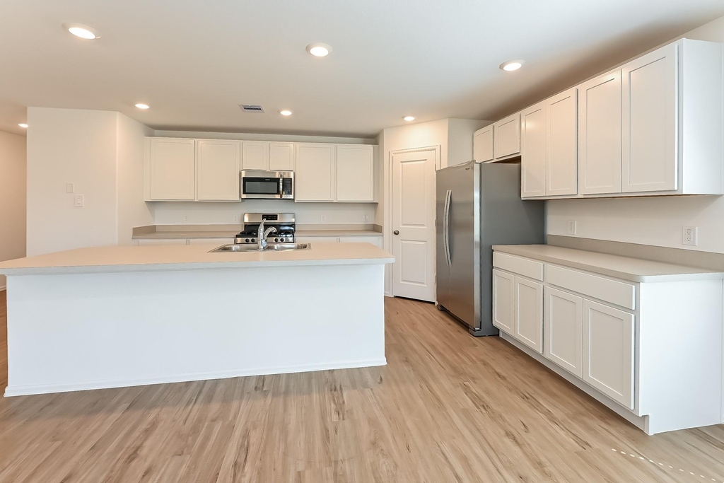 24215 Becker Hollow Lane - Photo 5