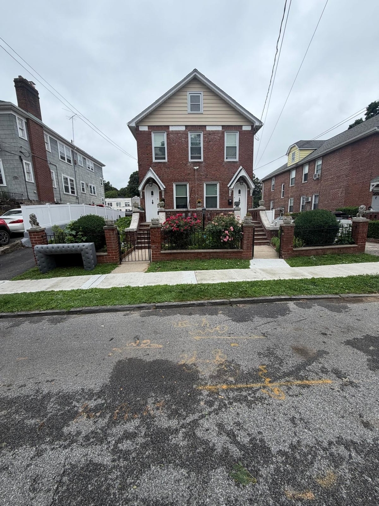 Courter Avenue - Photo 15