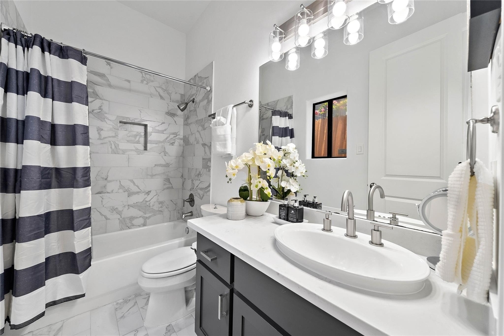 709 Reinicke Street - Photo 28