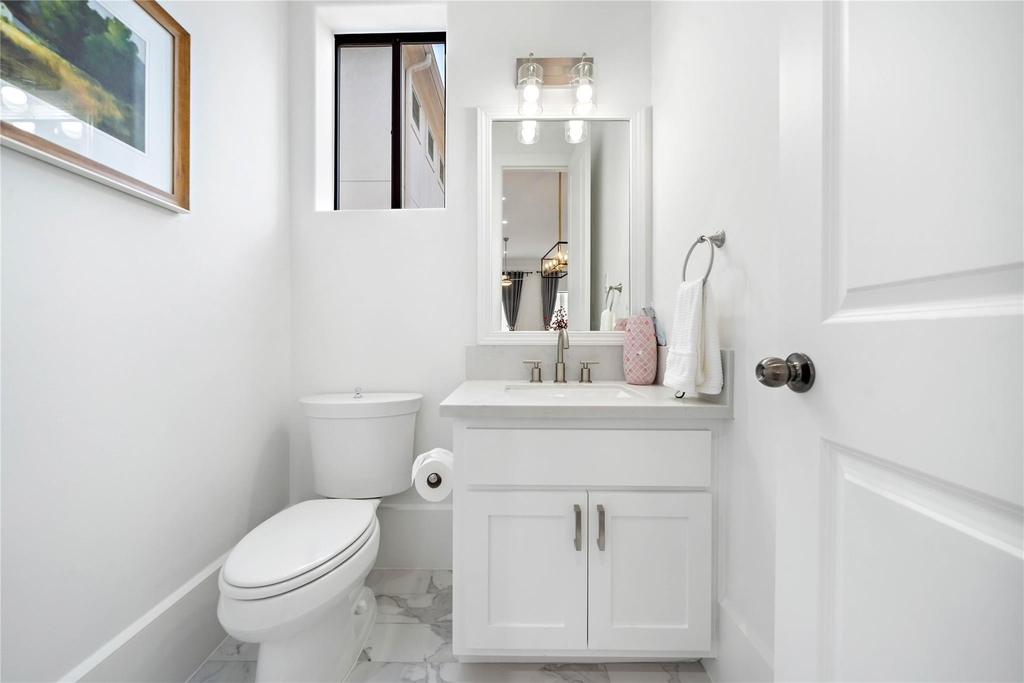 709 Reinicke Street - Photo 32