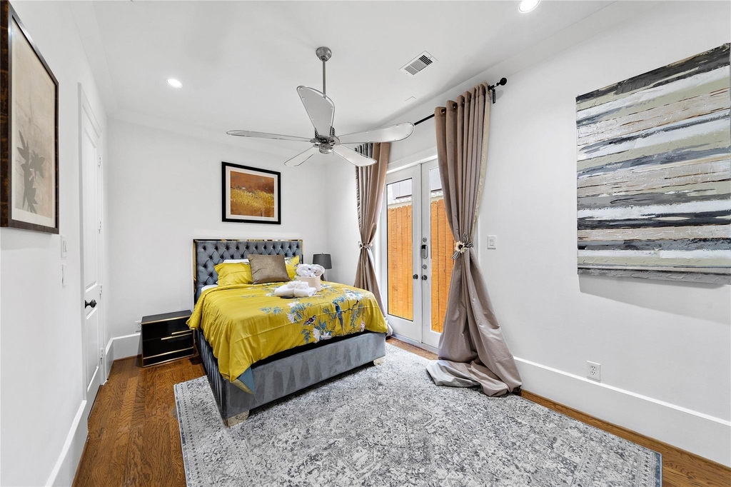 709 Reinicke Street - Photo 20