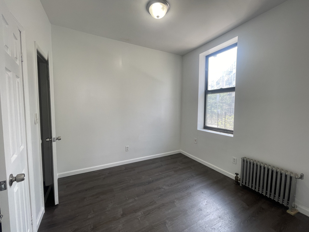 West 174th Street and Grand Avenue - Photo 5