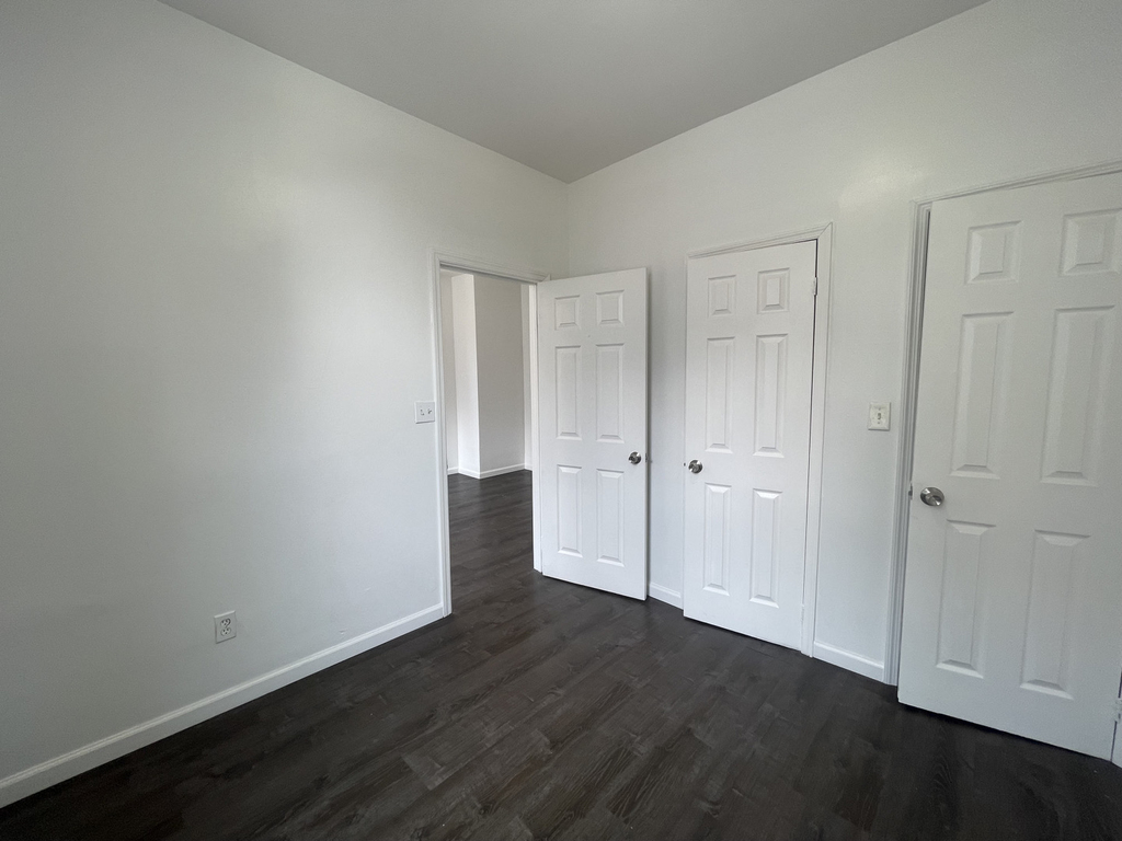 West 174th Street and Grand Avenue - Photo 6