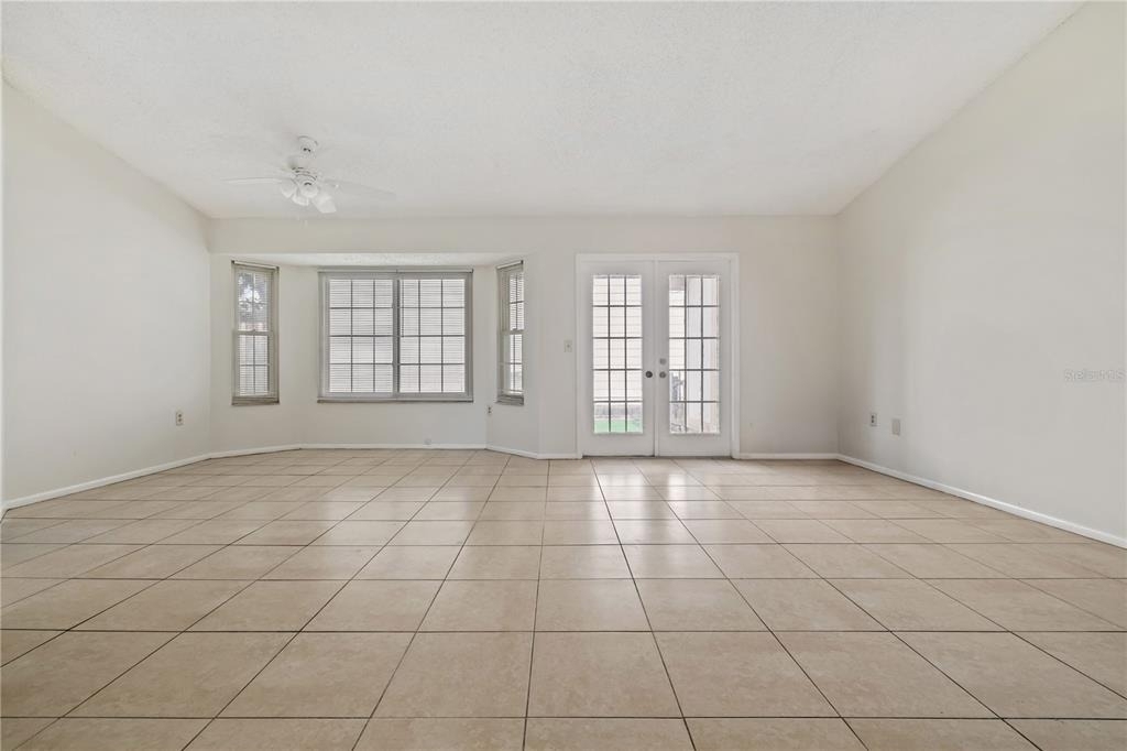 7607 Glades Court - Photo 2