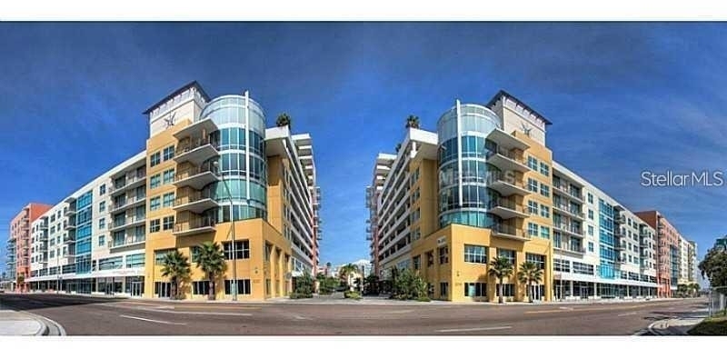 1208 E Kennedy Boulevard - Photo 0