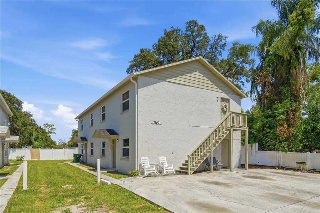 7309 N Hutton Place - Photo 0