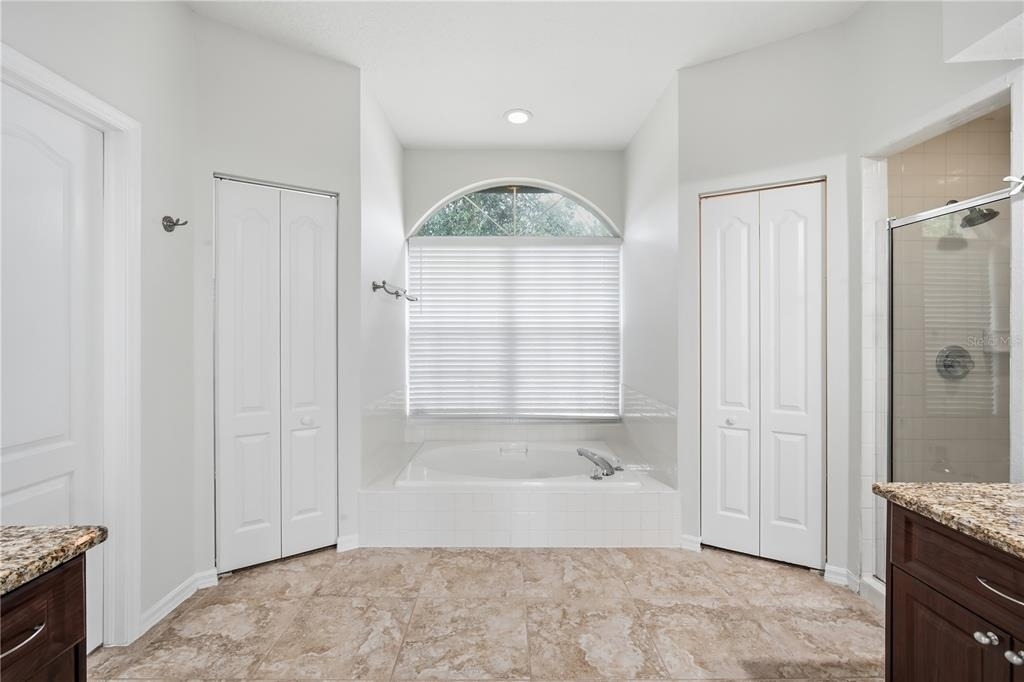 9810 Bennington Drive - Photo 8